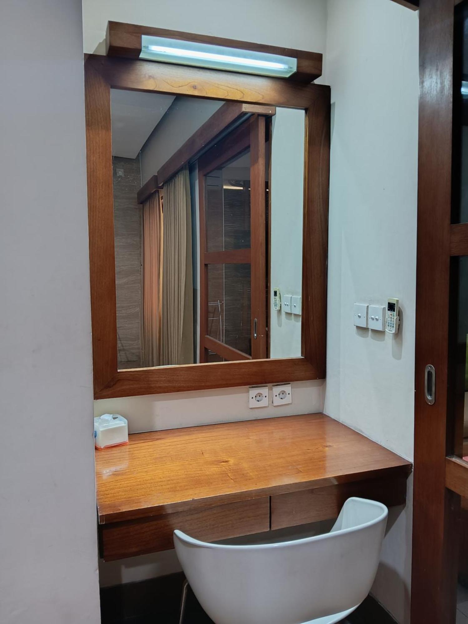 The Green Zhurga Suite Kerobokan Exterior foto